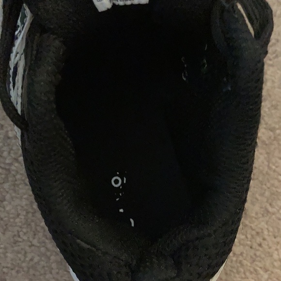 Boys runners - Picture 4 of 9